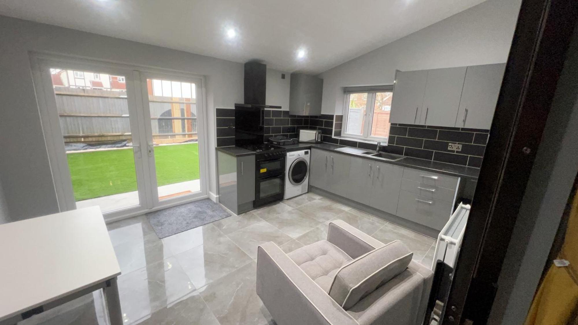 Cosy 4 Bedroom Let 22mins From London On The Train Сasa de vacaciones *
